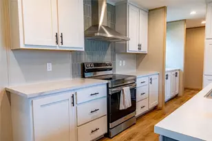 1406 A Hidden Valley Dr, Robinson Twp, PA 15019 - Photo 3