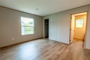 1406 A Hidden Valley Dr, Robinson Twp, PA 15019 - Photo 9