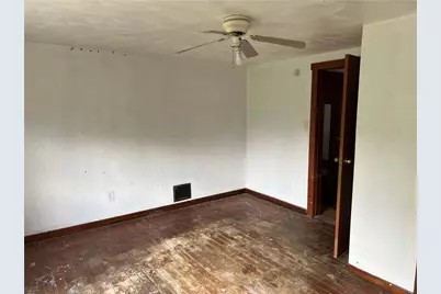1008 1/2 Gaskill Ave, Jeannette, PA 15644 - Photo 19