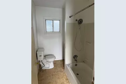 1008 1/2 Gaskill Ave, Jeannette, PA 15644 - Photo 13