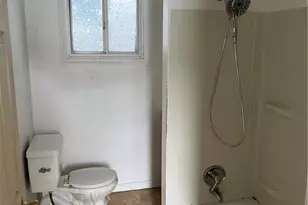 1008 1/2 Gaskill Ave, Jeannette, PA 15644 - Photo 13