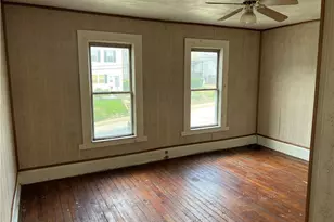 1008 1/2 Gaskill Ave, Jeannette, PA 15644 - Photo 11