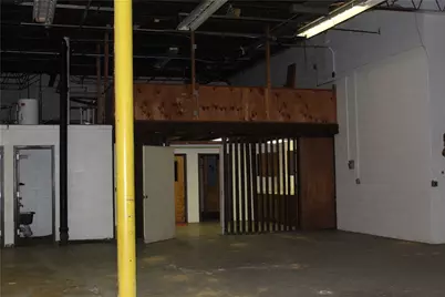 1707 Douglas Dr, Pittsburgh, PA 15221 - Photo 7