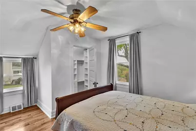 112 Seville, Ross Twp, PA 15214 - Photo 11