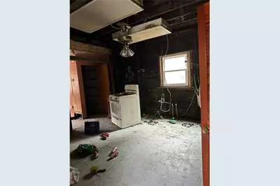 21 Mackey St, Pittsburgh, PA 15213 - Photo 3