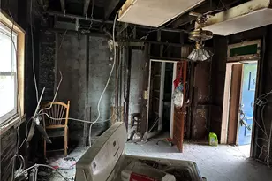 21 Mackey St, Pittsburgh, PA 15213 - Photo 5