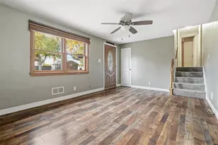 4576 Gates Dr, Homestead, PA 15120 - Photo 3