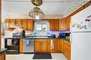 330 Main St, Centerville, PA 15358 - Photo 11