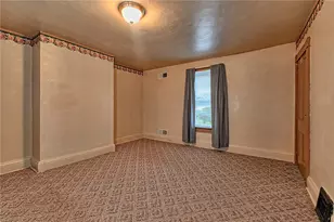 120 Madison Ave, Connellsville, PA 15425 - Photo 13