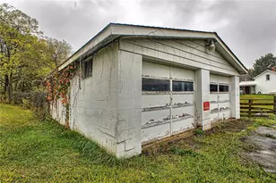 1347 Blaire Rd, Burrel-Blacklick, PA 15717 - Photo 25