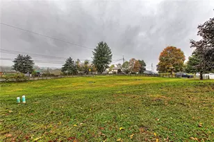 1347 Blaire Rd, Burrel-Blacklick, PA 15717 - Photo 21