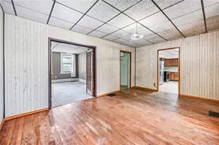 607 Washington Ave, New Galilee, PA 16141 - Photo 15