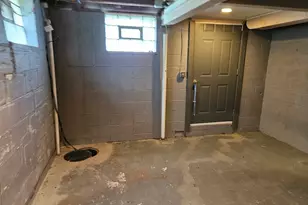 5124 Dorris Dr, Forward Township, PA 15037 - Photo 21