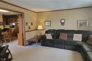 116 Hilltop Ave, Jenner Township, PA 15520 - Photo 7