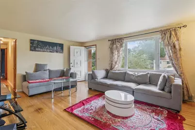 1236 Fox Terrier Dr, Bethel Park, PA 15102 - Photo 9