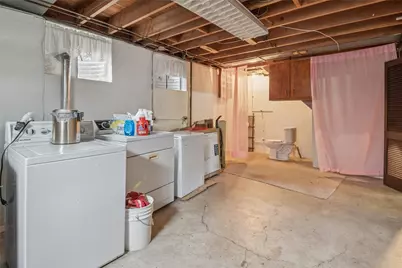 1236 Fox Terrier Dr, Bethel Park, PA 15102 - Photo 25