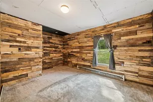 135 Sandy Flat Rd, Springfield Township, PA 15425 - Photo 13