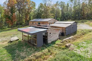 135 Sandy Flat Rd, Springfield Township, PA 15425 - Photo 25