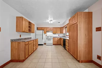 208 Republican Lane, White Township, PA 15701 - Photo 9
