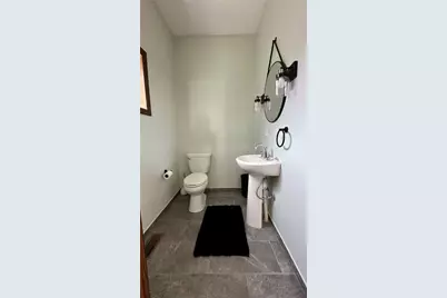 1815 Middle Street, Pittsburgh, PA 15215 - Photo 17