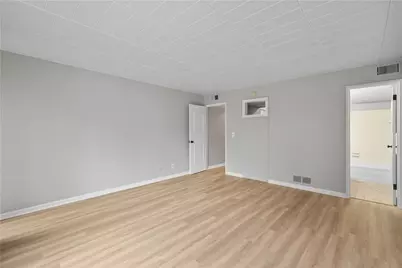 335 Forest Green Dr #335, Moon/Crescent Twp, PA 15108 - Photo 17