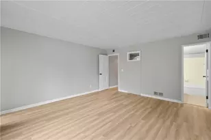 335 Forest Green Dr, Moon/Crescent Twp, PA 15108 - Photo 17