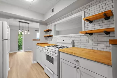 335 Forest Green Dr #335, Moon/Crescent Twp, PA 15108 - Photo 11