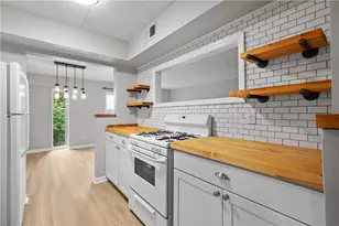 335 Forest Green Dr, Moon/Crescent Twp, PA 15108 - Photo 11