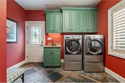 1609 Blackburn Heights Drive, Pittsburgh, PA 15143 - Photo 17