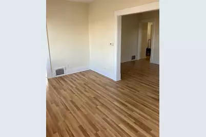 800 Wallace Avenue, Vandergrift, PA 15690 - Photo 3