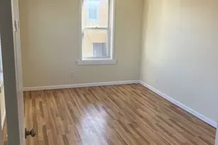 800 Wallace Ave, Vandergrift, PA 15690 - Photo 7