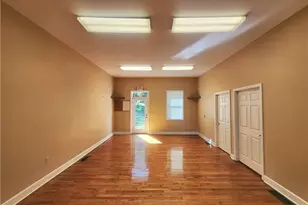 1750 Harbor Edinburg Rd, Union Township, PA 16116 - Photo 9