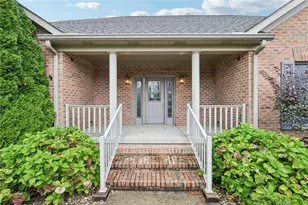 2210 Skyhill Rd, Mahoning Township, PA 16116 - Photo 5