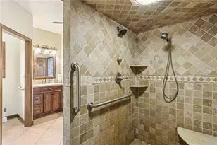 2210 Skyhill Rd, Mahoning Township, PA 16116 - Photo 23