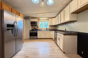 63 Fredonia Rd, Hempfield Township, PA 16125 - Photo 13