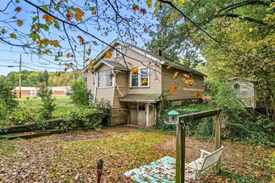 63 Fredonia Road, Hempfield Township, PA 16125 - Photo 5