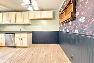 63 Fredonia Rd, Hempfield Township, PA 16125 - Photo 17