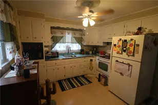 407 Lower Spring Ln, Centerville, PA 15358 - Photo 3