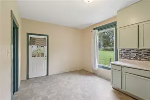 655 New Castle Ave, Sharon, PA 16146 - Photo 17