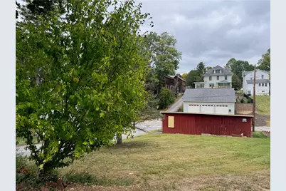 226 E Loyalhanna St, Ligonier Boro, PA 15658 - Photo 7