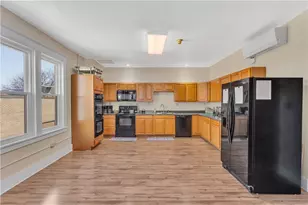 807 Ligonier St, Latrobe, PA 15650 - Photo 9