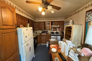 421 Belonda St, Pittsburgh, PA 15211 - Photo 7