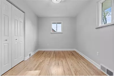 302 McKinney Dr, Moon/Crescent Twp, PA 15108 - Photo 15