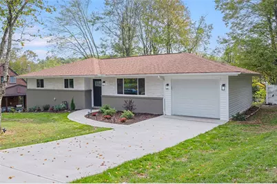 302 McKinney Dr, Moon/Crescent Twp, PA 15108 - Photo 1