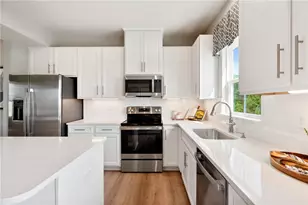 107 Callaway Ln, Cranberry Township, PA 16066 - Photo 5