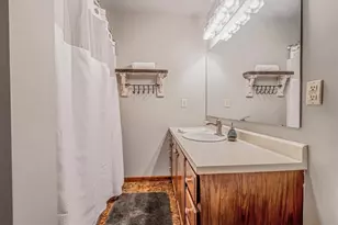 206 Washington St, Vanport, PA 15009 - Photo 19