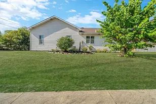 206 Washington St, Vanport, PA 15009 - Photo 3