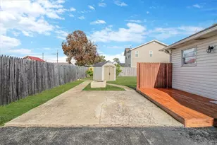 206 Washington St, Vanport, PA 15009 - Photo 5