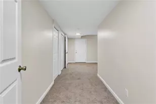 1109 Mary Ann St, Pittsburgh, PA 15203 - Photo 35