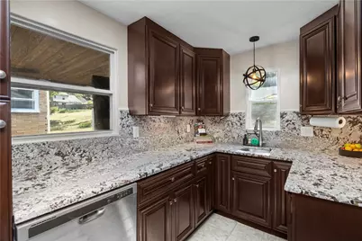 5857 Kings School Rd, Bethel Park, PA 15102 - Photo 13